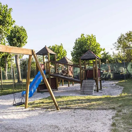 Mobilehomes In 53447 Rimini