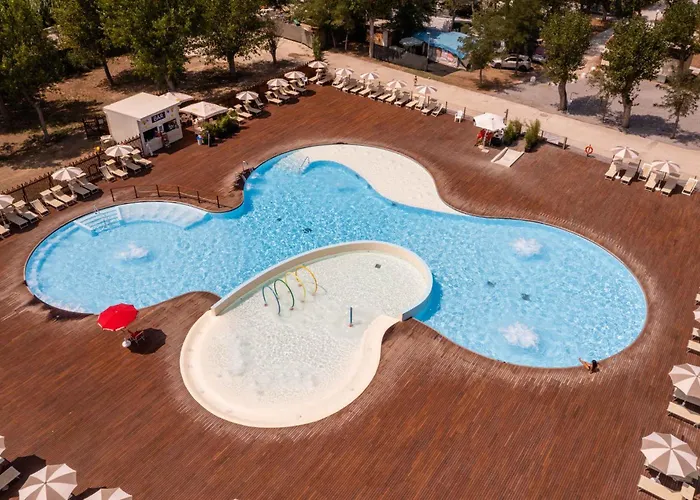 Mobilehomes In 53447 Parco vacanze *